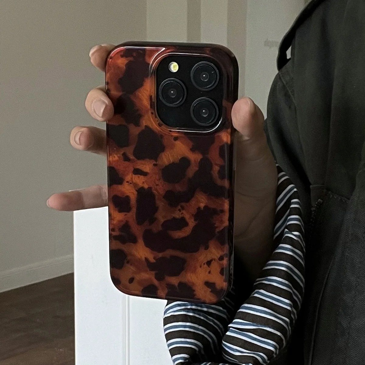 Retro Amber Texture Laser Phon - Phone Cases Mous review and price